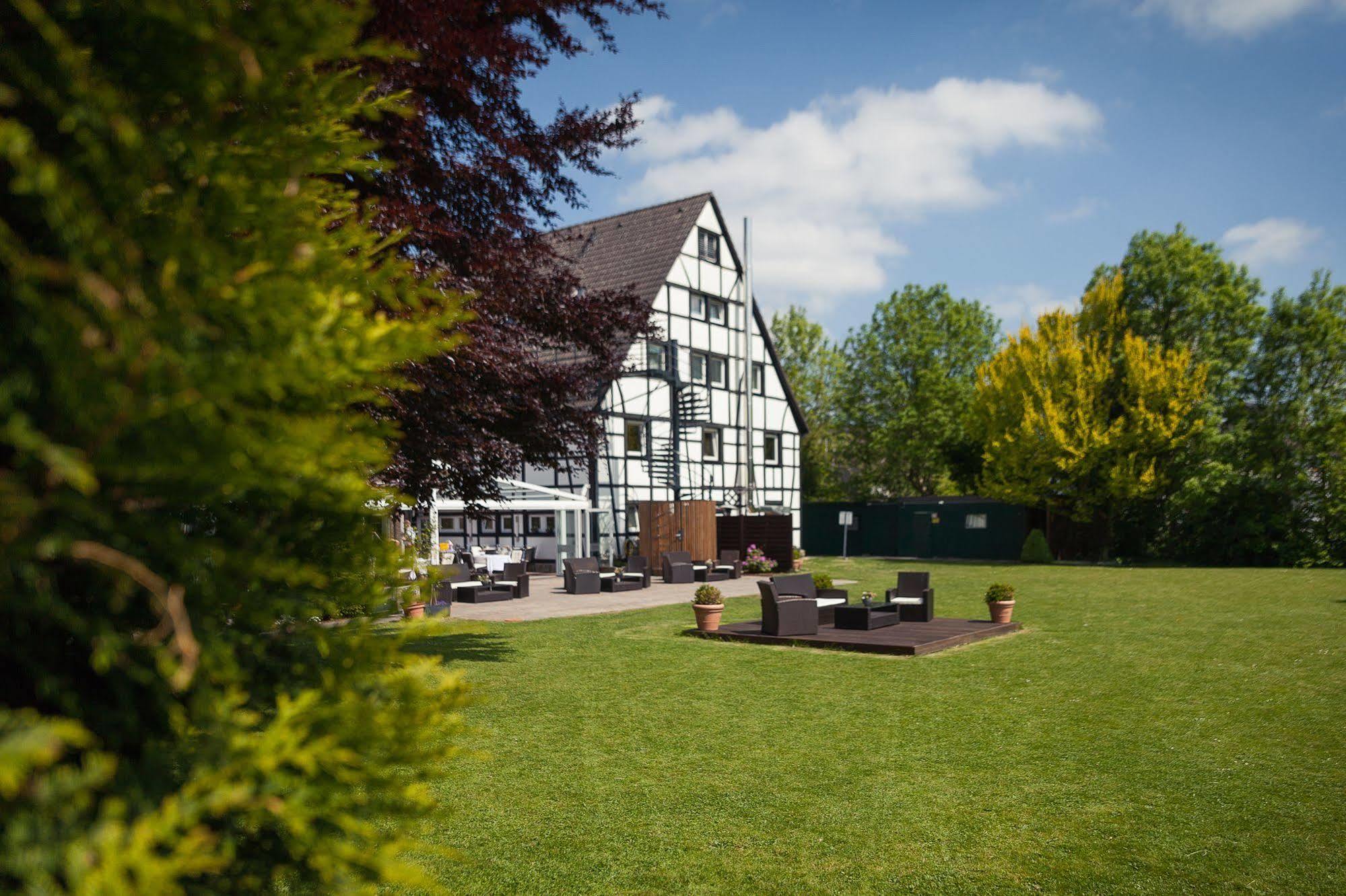 Hotel Der Lennhof Dortmund Exterior foto